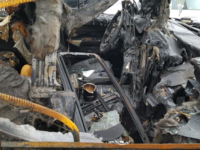 1J8HG48K18C230452 - 2008 JEEP COMMANDER GREEN photo 5