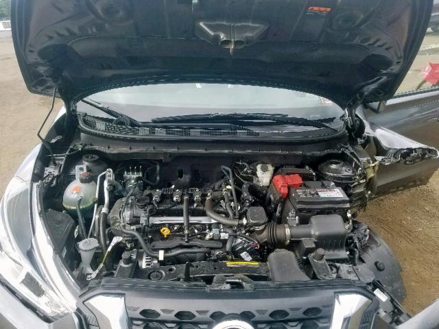 3N1CP5CU6KL529028 - 2019 NISSAN KICKS S GRAY photo 7