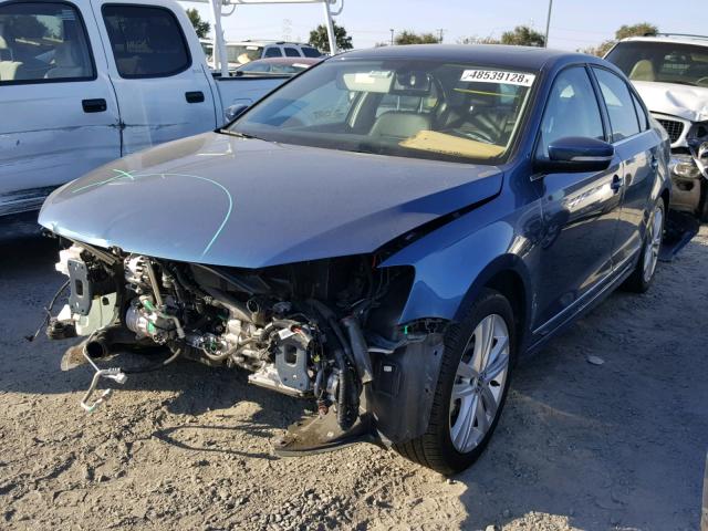 3VWL17AJ2HM256463 - 2017 VOLKSWAGEN JETTA SEL BLUE photo 2