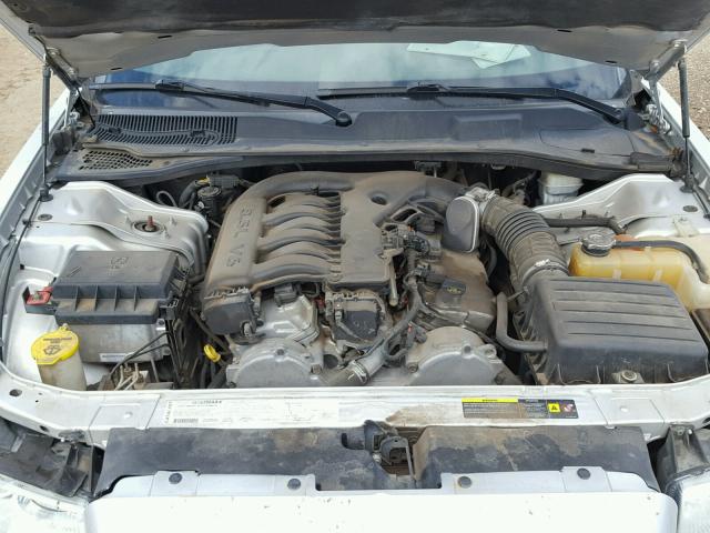 2C3JA53G85H685332 - 2005 CHRYSLER 300 TOURIN SILVER photo 7