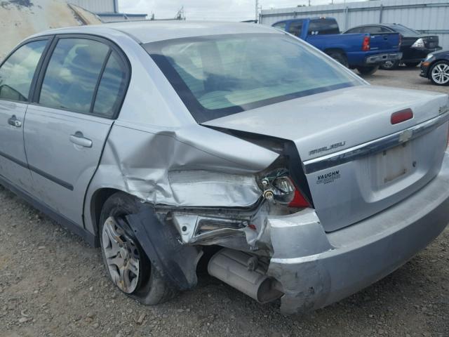 1G1ZS52F75F117281 - 2005 CHEVROLET MALIBU SILVER photo 9