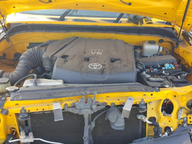 JTEZU11FX70015437 - 2007 TOYOTA FJ CRUISER YELLOW photo 7