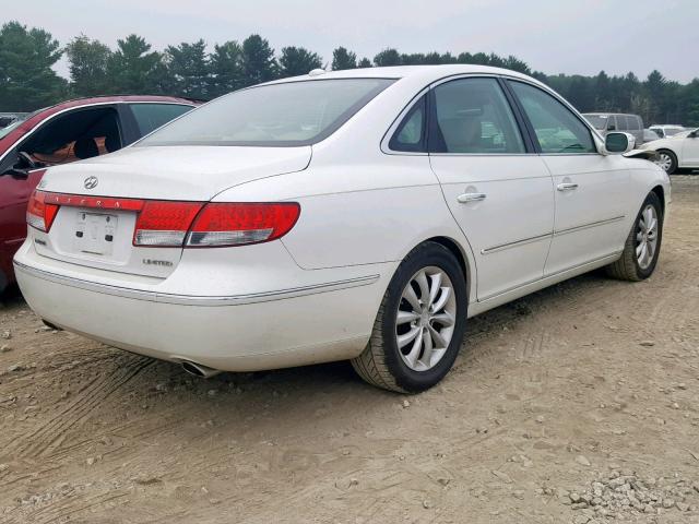 KMHFC46F38A304574 - 2008 HYUNDAI AZERA SE WHITE photo 4