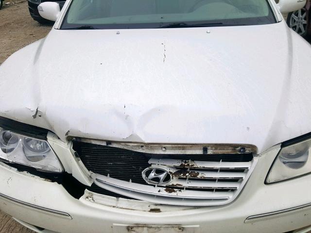 KMHFC46F38A304574 - 2008 HYUNDAI AZERA SE WHITE photo 7