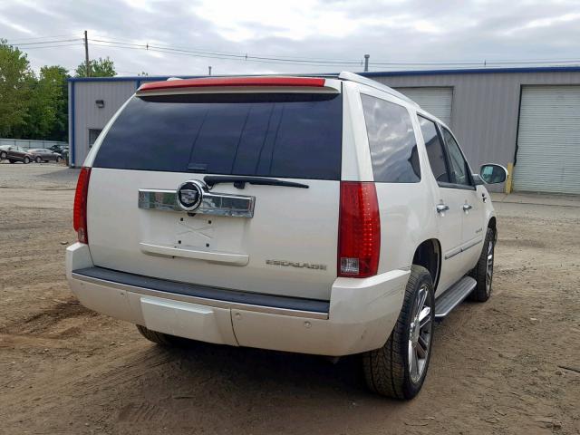 1GYFK63828R145115 - 2008 CADILLAC ESCALADE L WHITE photo 4