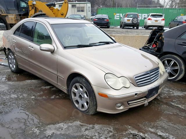 WDBRF84J75F569731 - 2005 MERCEDES-BENZ C 320 4MAT GOLD photo 1