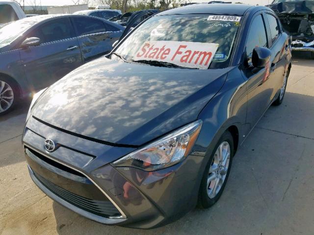 3MYDLBZV1GY118904 - 2016 TOYOTA SCION IA GRAY photo 2