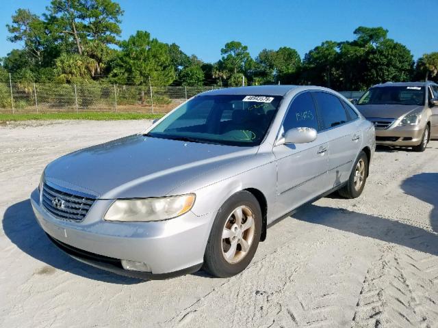 KMHFC46F26A137945 - 2006 HYUNDAI AZERA SE SILVER photo 2