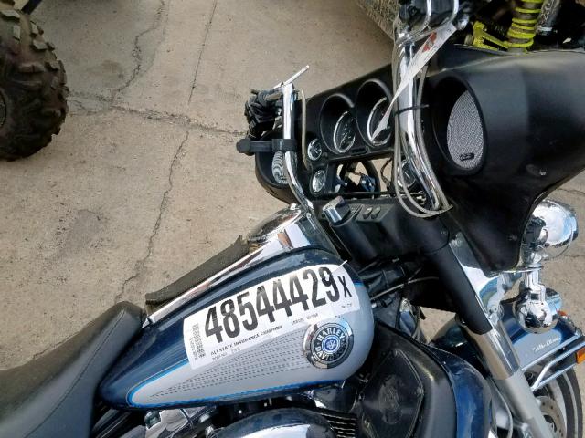 1HD1FCW122Y662492 - 2002 HARLEY-DAVIDSON FLHTCUI BLUE photo 5