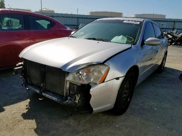 1N4AL11D93C148630 - 2003 NISSAN ALTIMA BAS SILVER photo 2