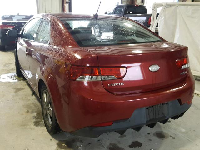 KNAFU6A26A5133641 - 2010 KIA FORTE EX RED photo 3