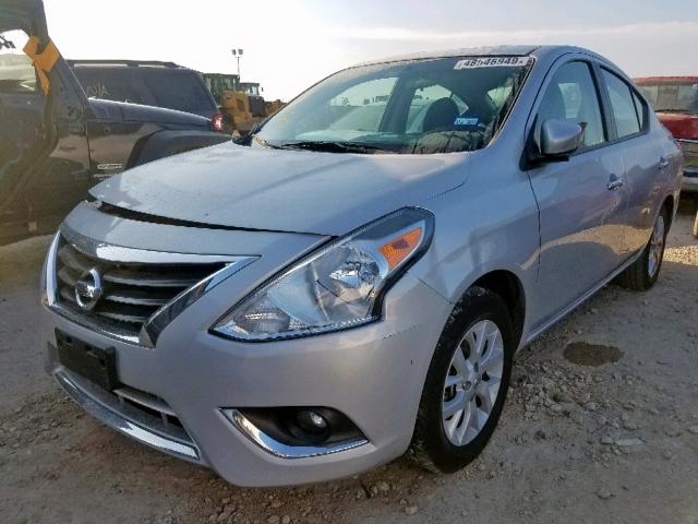 3N1CN7APXJL849336 - 2018 NISSAN VERSA S SILVER photo 2