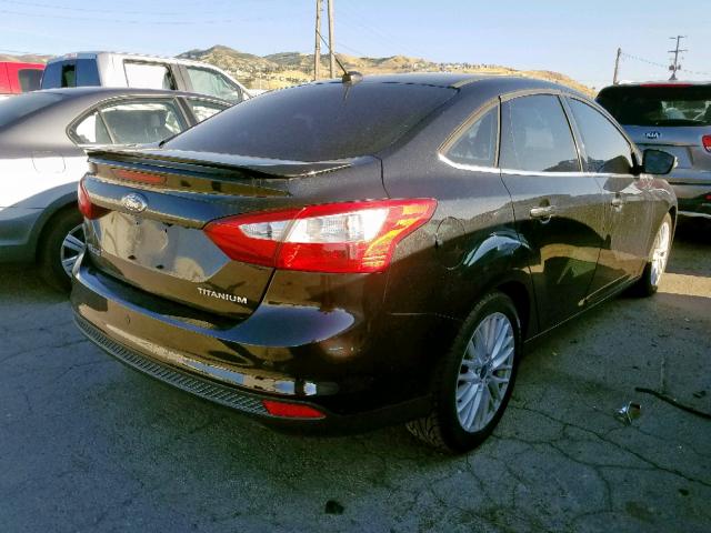 1FADP3J20DL145371 - 2013 FORD FOCUS TITA BLACK photo 4