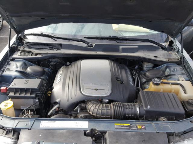 2C3JA63H05H674016 - 2005 CHRYSLER 300C GREEN photo 7