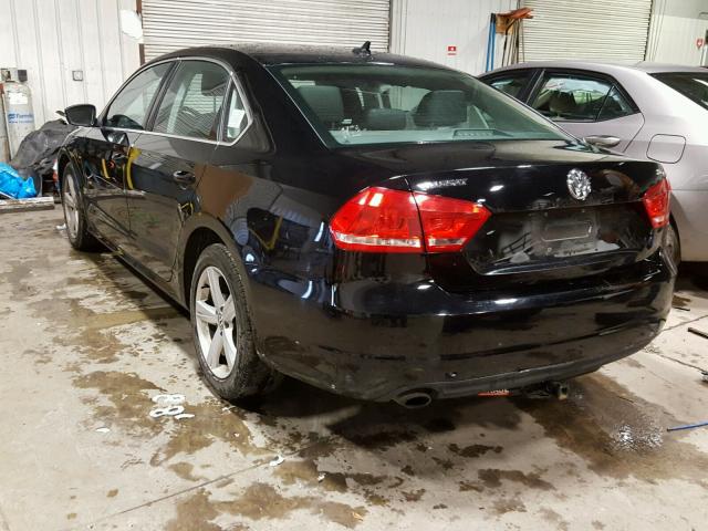 1VWBH7A39DC080452 - 2013 VOLKSWAGEN PASSAT SE BLACK photo 3