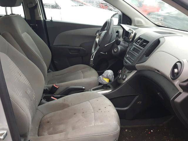 1G1JA5SHXC4199484 - 2012 CHEVROLET SONIC LS SILVER photo 5