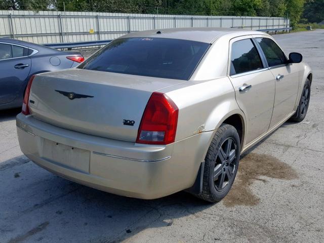 2C3KK53G76H375157 - 2006 CHRYSLER 300 TOURIN BEIGE photo 4