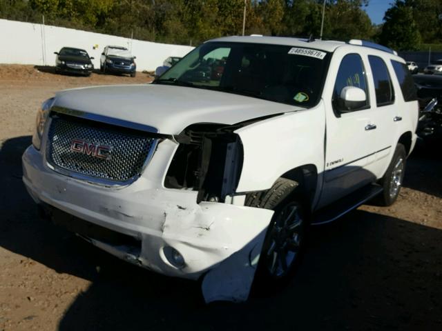 1GKFK63858J187108 - 2008 GMC YUKON DENA WHITE photo 2