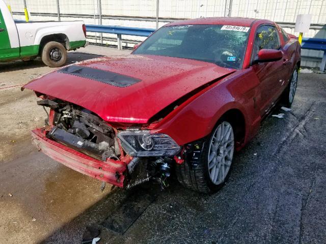 1ZVBP8JZ1D5247467 - 2013 FORD MUSTANG SH RED photo 2
