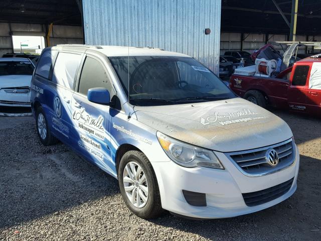 2C4RVABGXCR293957 - 2012 VOLKSWAGEN ROUTAN SE WHITE photo 1