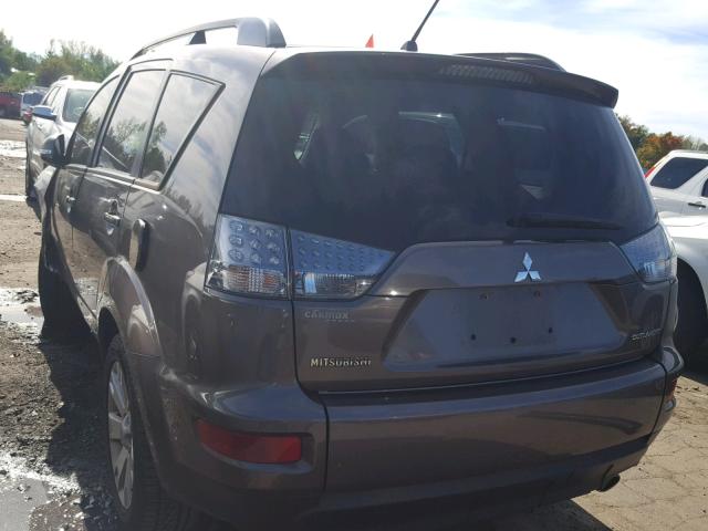 JA4AT3AW0AZ014939 - 2010 MITSUBISHI OUTLANDER BROWN photo 3