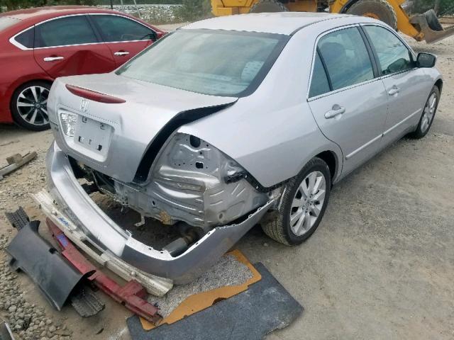 1HGCM66487A045515 - 2007 HONDA ACCORD SE SILVER photo 4