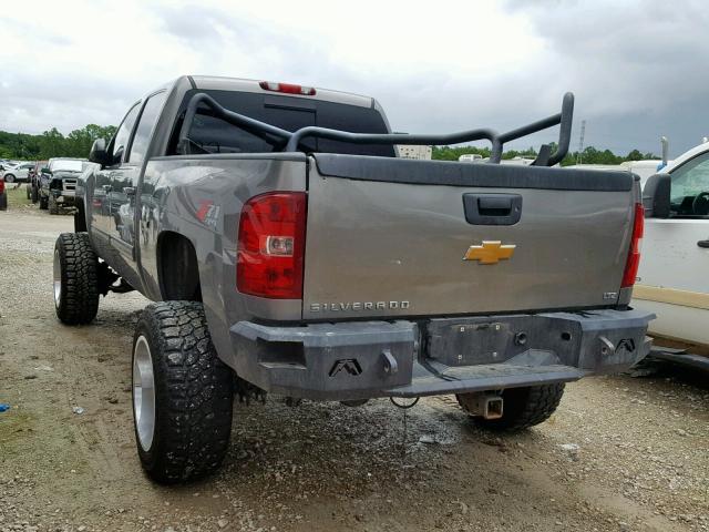 1GCHK63KX9F167814 - 2009 CHEVROLET SILVERADO GRAY photo 3