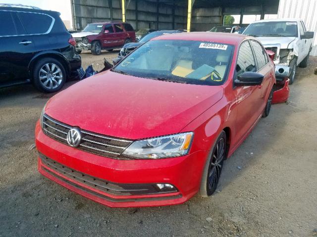 3VWD17AJ3GM308492 - 2016 VOLKSWAGEN JETTA SPOR RED photo 2