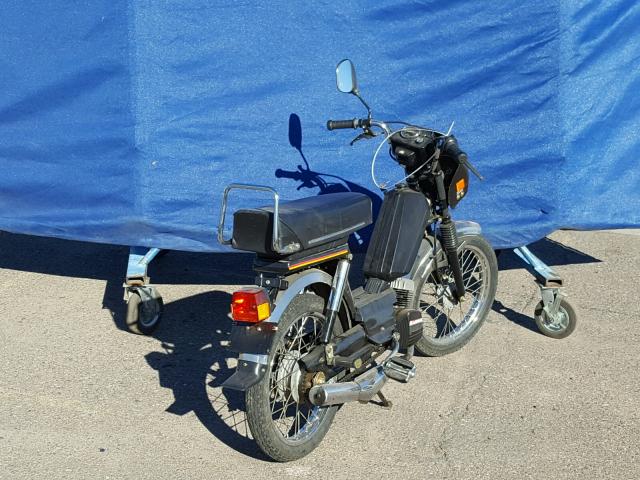 ME2BBW02X1AS12937 - 2000 DUTCHMEN MOPED BLACK photo 4