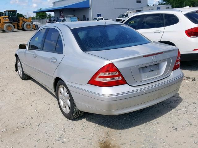 WDBRF61J83A400689 - 2003 MERCEDES-BENZ C 240 SILVER photo 3