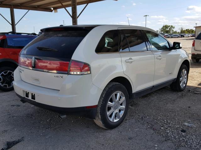 2LMDU68C87BJ16319 - 2007 LINCOLN MKX WHITE photo 4