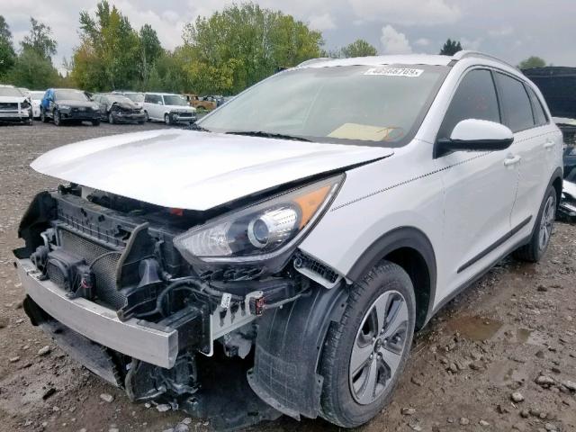 KNDCB3LC6H5048826 - 2017 KIA NIRO FE WHITE photo 2