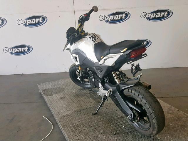 MLHJC7515J5008117 - 2018 HONDA GROM WHITE photo 3