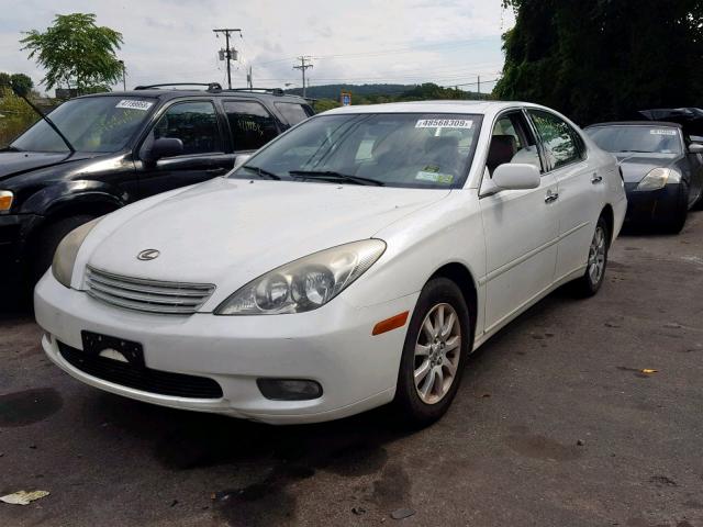 JTHBF30G225011771 - 2002 LEXUS ES 300 WHITE photo 2