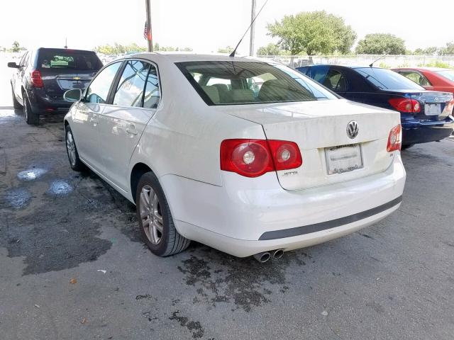 3VWEF71K77M139379 - 2007 VOLKSWAGEN JETTA WOLF WHITE photo 3