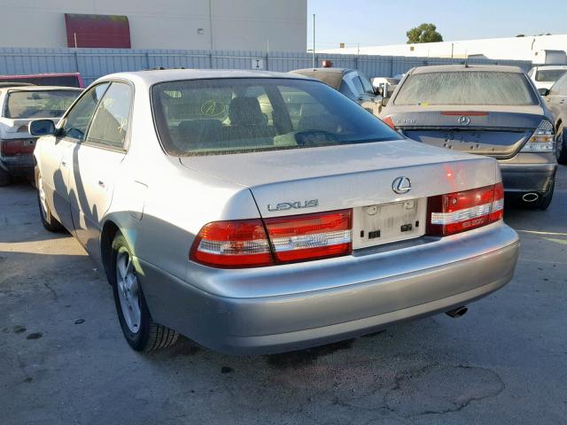 JT8BF28G415105308 - 2001 LEXUS ES 300 GRAY photo 3