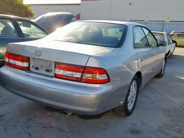 JT8BF28G415105308 - 2001 LEXUS ES 300 GRAY photo 4