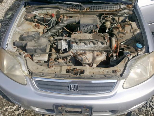 2HGEJ6620XH507065 - 1999 HONDA CIVIC DX SILVER photo 7