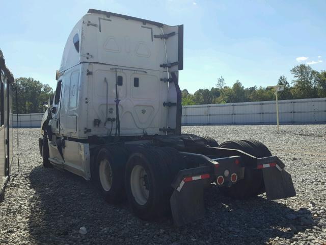 3AKJGLD50FSGE3006 - 2015 FREIGHTLINER CASCADIA 1 WHITE photo 3