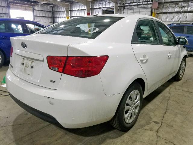 KNAFU4A26A5303615 - 2010 KIA FORTE EX WHITE photo 4