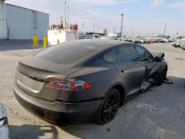 5YJSA1E1XHF193591 - 2017 TESLA MODEL S BLACK photo 4