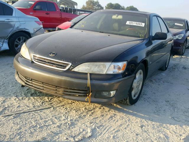 JT8BF28G0Y0273986 - 2000 LEXUS ES 300 BLACK photo 2