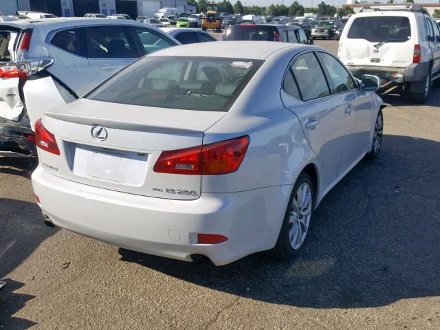 JTHCK262265006355 - 2006 LEXUS IS 250 WHITE photo 4