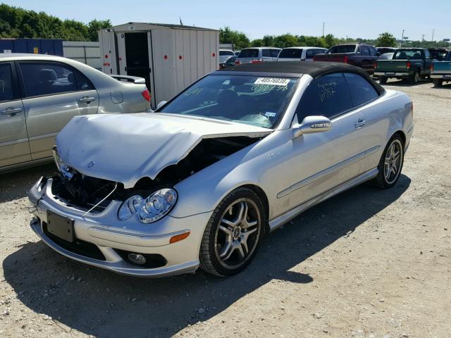 WDBTK76G95T038738 - 2005 MERCEDES-BENZ CLK 55 AMG SILVER photo 2