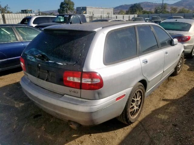 YV1VW27544F063066 - 2004 VOLVO V40 1.9T SILVER photo 4