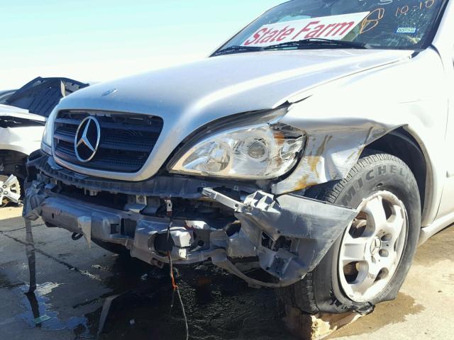 4JGAB54E22A366990 - 2002 MERCEDES-BENZ ML 320 SILVER photo 10