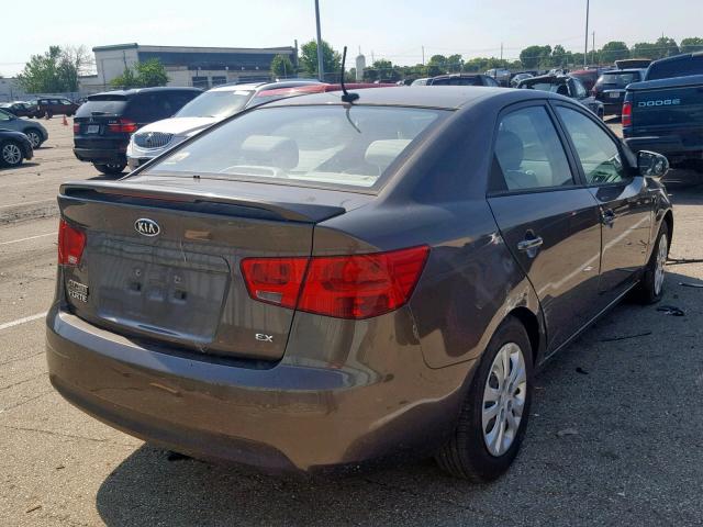 KNAFU4A29C5509465 - 2012 KIA FORTE EX BROWN photo 4