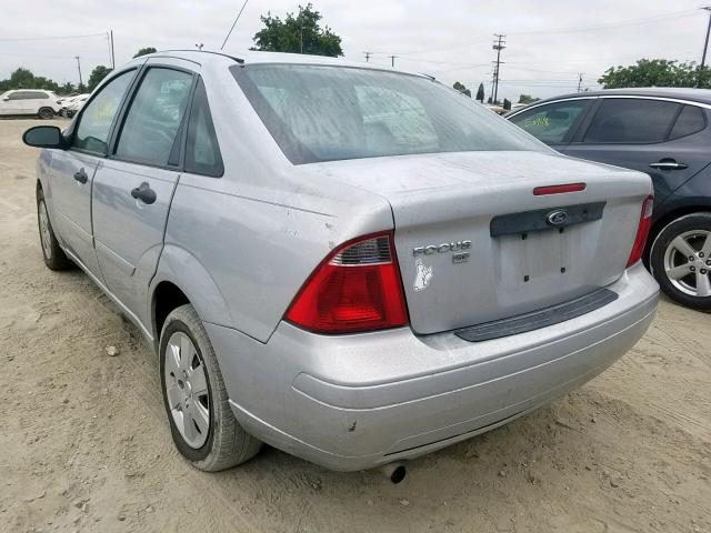 1FAFP34N27W302027 - 2007 FORD FOCUS ZX4 SILVER photo 3