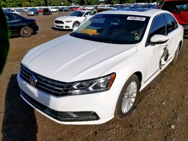 1VWBT7A37HC038463 - 2017 VOLKSWAGEN PASSAT SE WHITE photo 2