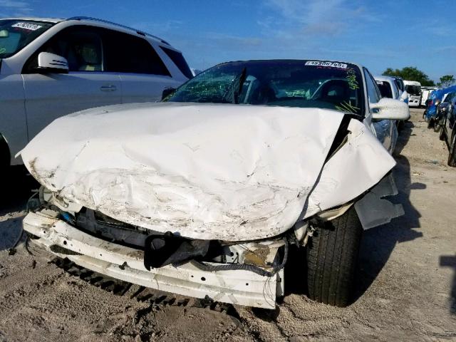1G2WK52J92F216246 - 2002 PONTIAC GRAND PRIX WHITE photo 10